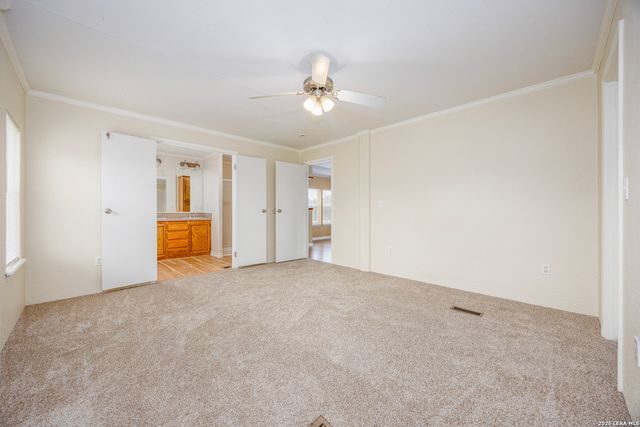 5004 Apache Moon, Spring Branch, TX 78070