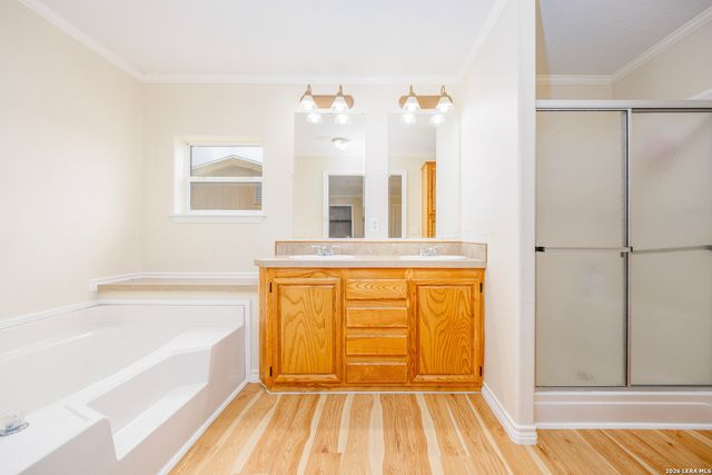 5004 Apache Moon, Spring Branch, TX 78070