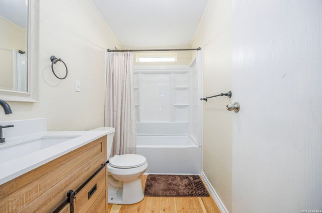 5004 Apache Moon, Spring Branch, TX 78070