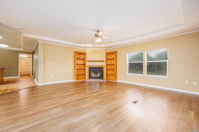 5004 Apache Moon, Spring Branch, TX 78070