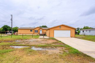 5004 Apache Moon, Spring Branch, TX 78070