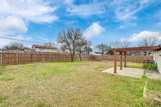 2828 Bamboo Street, Mesquite, TX 75150
