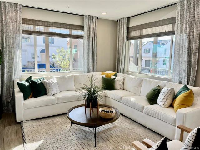 15279 Horizon Street 4, Fontana, CA 92336