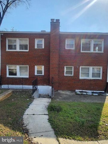 3839 SE 1ST ST SE, Washington, DC 20032