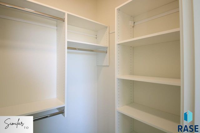 205 Plainside Ave Avenue, Harrisburg, SD 57032