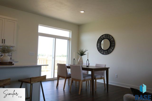 205 Plainside Ave Avenue, Harrisburg, SD 57032