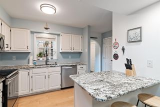 172 Woodbine by the Lake # 3, Colchester (colchester), VT 05446