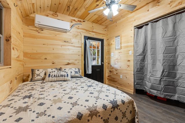 6960 Hardwicks Creek Road, Stanton, KY 40380