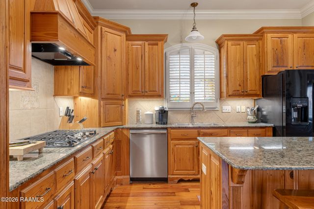 127 Woodsboro Drive, Lafayette, LA 70508