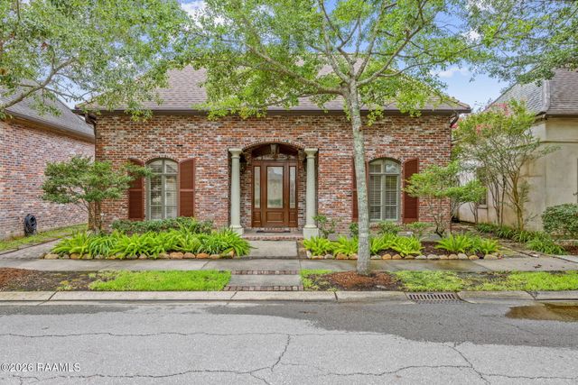 127 Woodsboro Drive, Lafayette, LA 70508