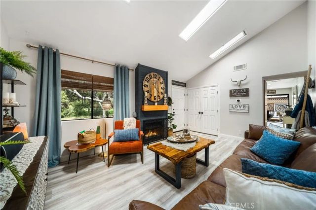 15 Big Dipper Court 24, Newport Beach, CA 92663