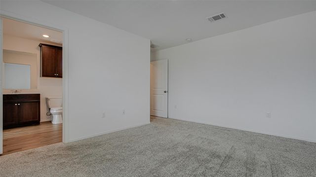 7212 Dancing Wind LN, Del Valle, TX 78617