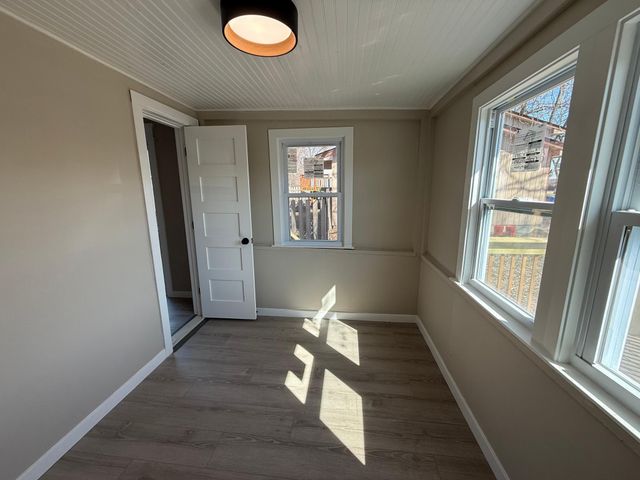 1603 Hudson Road, Saint Paul, MN 55106