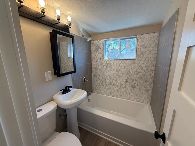 1603 Hudson Road, Saint Paul, MN 55106