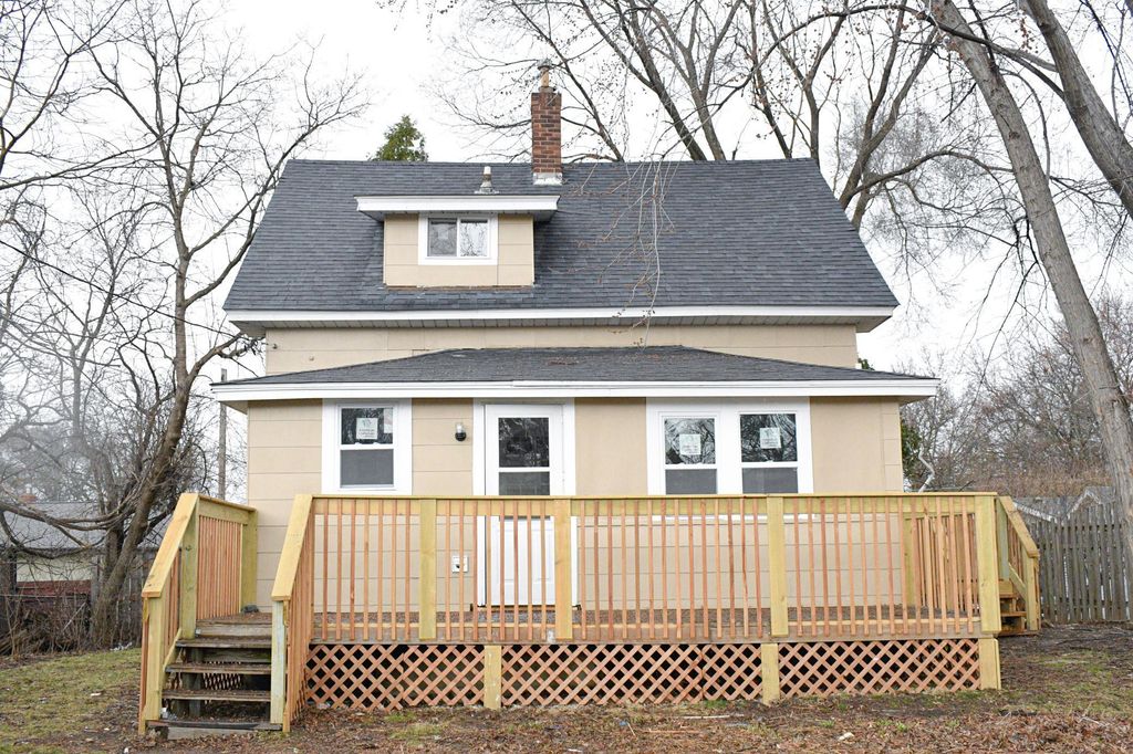 1603 Hudson Road, Saint Paul, MN 55106