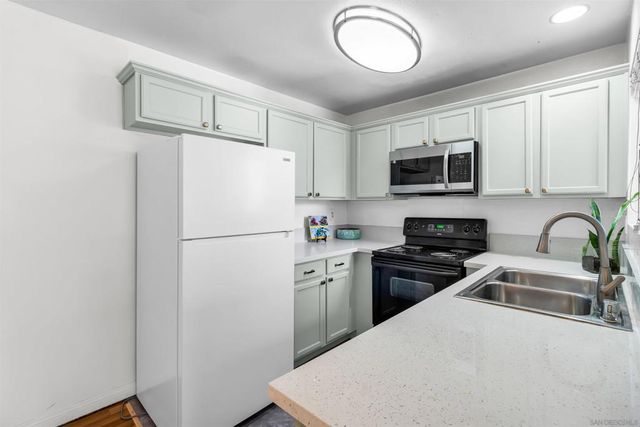 3566 Sunset Ln 71, San Diego, CA 92173