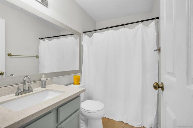 3566 Sunset Ln 71, San Diego, CA 92173