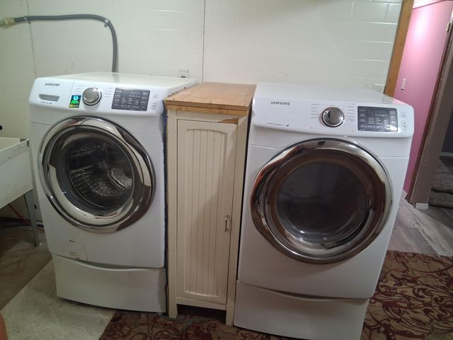 7885 Van Buren Street NE, Spring Lake Park, MN 55432