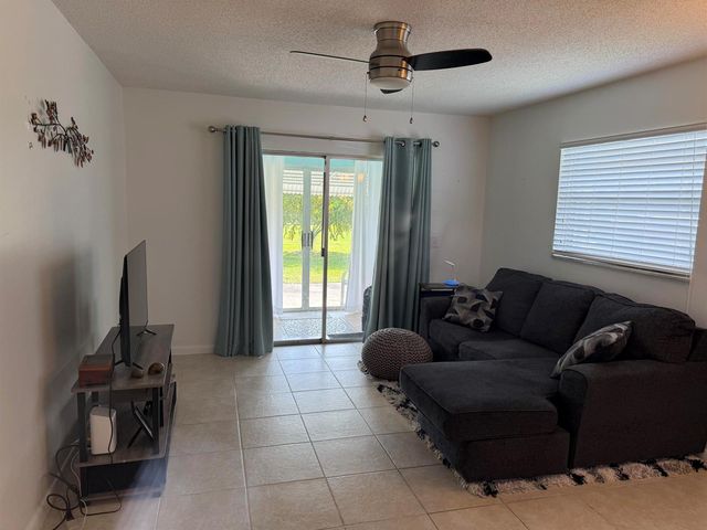 300 SW Golfview Terrace 152, Boynton Beach, FL 33426