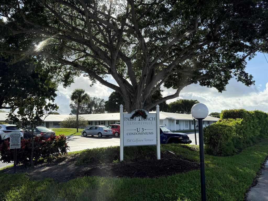 300 SW Golfview Terrace 152, Boynton Beach, FL 33426