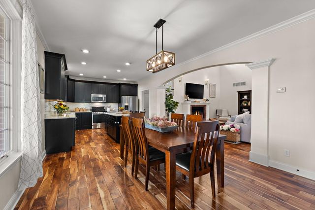 1040 Kilarney Road, Chesterton, IN 46304