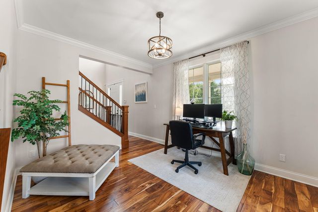 1040 Kilarney Road, Chesterton, IN 46304