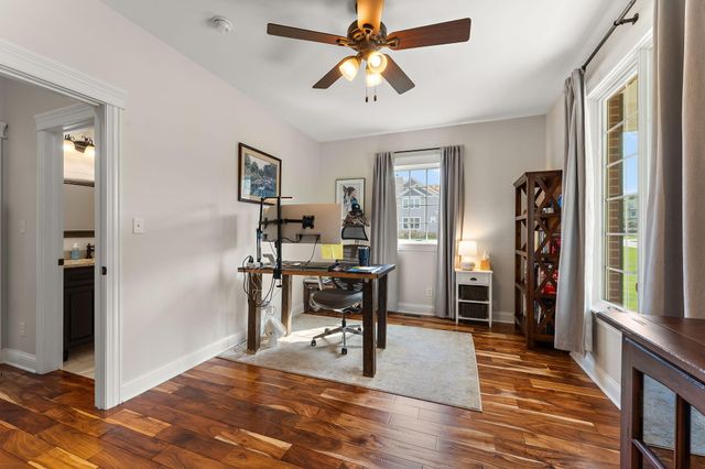 1040 Kilarney Road, Chesterton, IN 46304