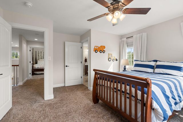 1040 Kilarney Road, Chesterton, IN 46304