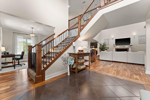 1040 Kilarney Road, Chesterton, IN 46304