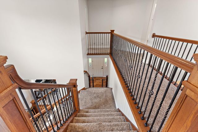 1040 Kilarney Road, Chesterton, IN 46304