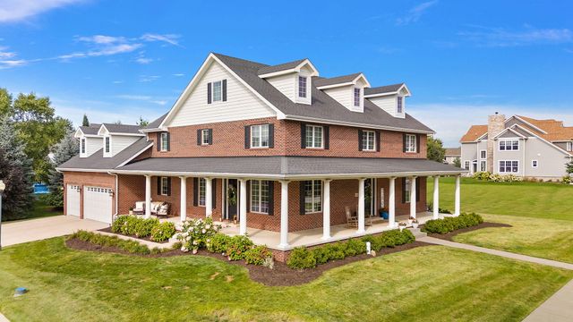 1040 Kilarney Road, Chesterton, IN 46304