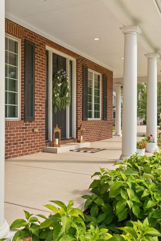 1040 Kilarney Road, Chesterton, IN 46304