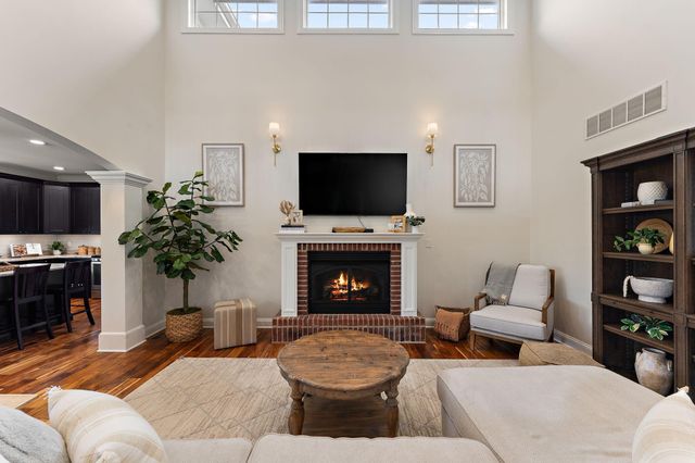 1040 Kilarney Road, Chesterton, IN 46304