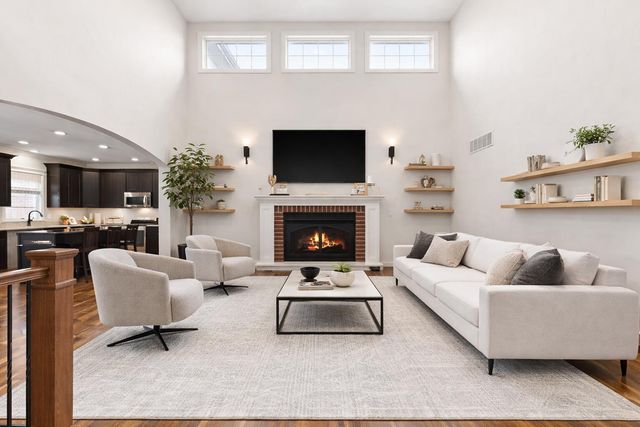 1040 Kilarney Road, Chesterton, IN 46304