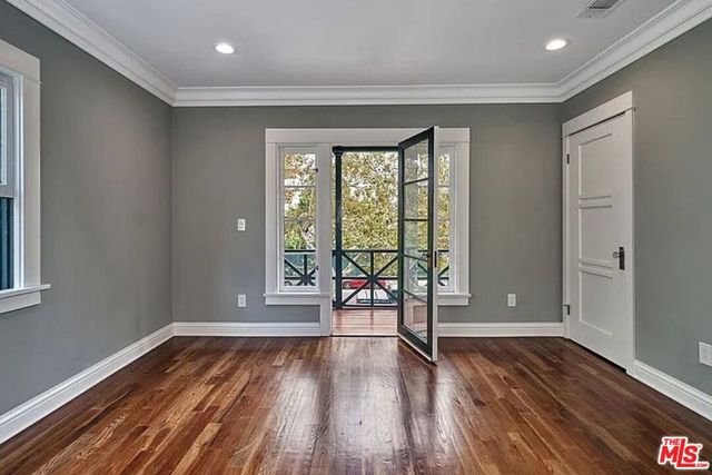 515 S Van Ness Avenue, Los Angeles, CA 90020