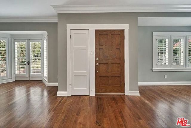 515 S Van Ness Avenue, Los Angeles, CA 90020