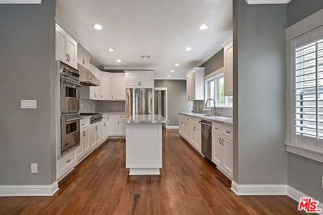 515 S Van Ness Avenue, Los Angeles, CA 90020