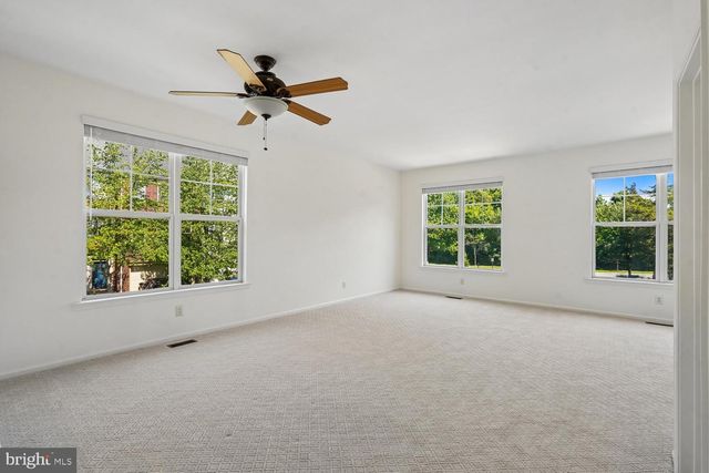 43131 HUNTSMAN SQ, Broadlands, VA 20148