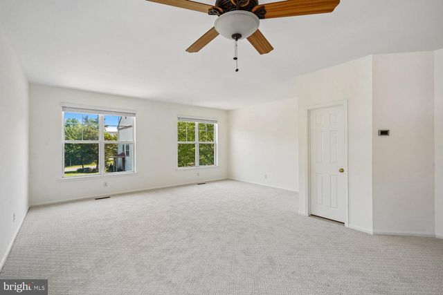 43131 HUNTSMAN SQ, Broadlands, VA 20148