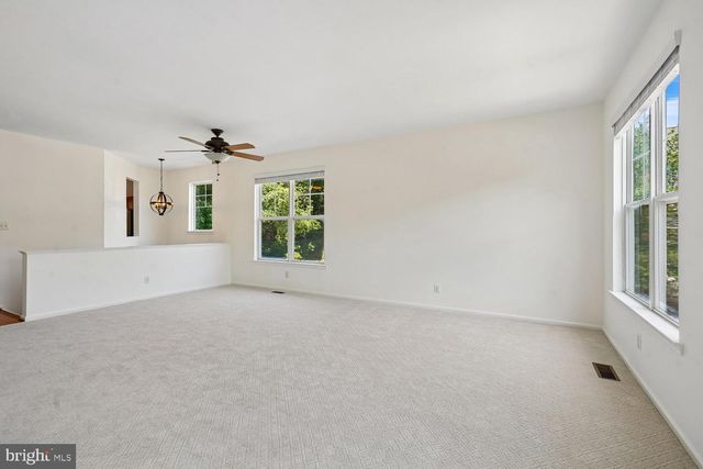 43131 HUNTSMAN SQ, Broadlands, VA 20148