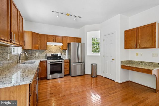43131 HUNTSMAN SQ, Broadlands, VA 20148