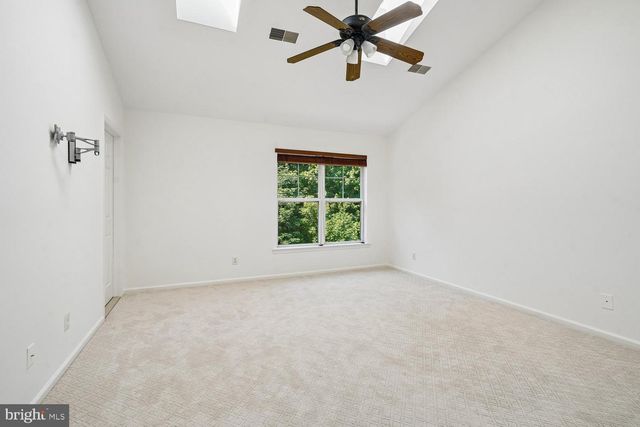 43131 HUNTSMAN SQ, Broadlands, VA 20148