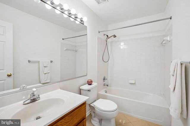 43131 HUNTSMAN SQ, Broadlands, VA 20148