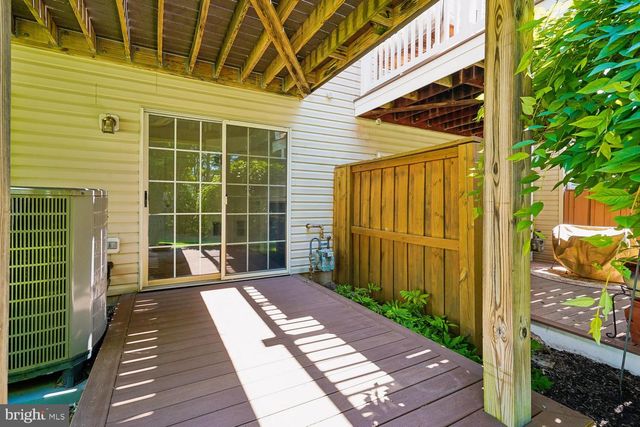 43131 HUNTSMAN SQ, Broadlands, VA 20148
