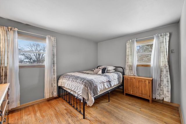 1150 Parkway DRIVE, Brookfield, WI 53005