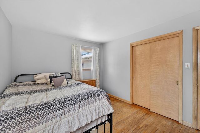 1150 Parkway DRIVE, Brookfield, WI 53005