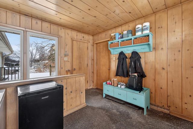 1150 Parkway DRIVE, Brookfield, WI 53005