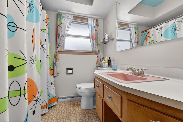 1150 Parkway DRIVE, Brookfield, WI 53005