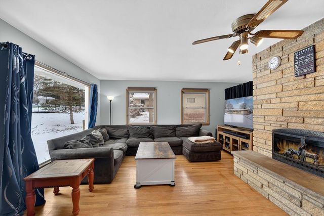 1150 Parkway DRIVE, Brookfield, WI 53005