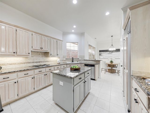 17108 Village Lane, Dallas, TX 75248